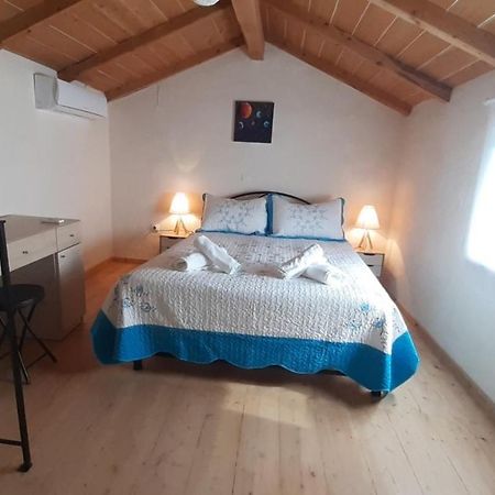 White Manolia Cottage Kato Korakiana Extérieur photo