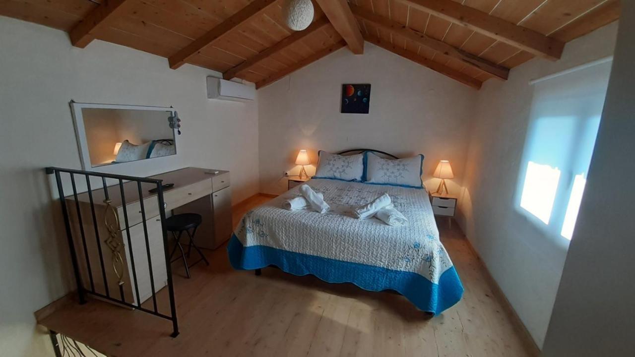 White Manolia Cottage Kato Korakiana Extérieur photo